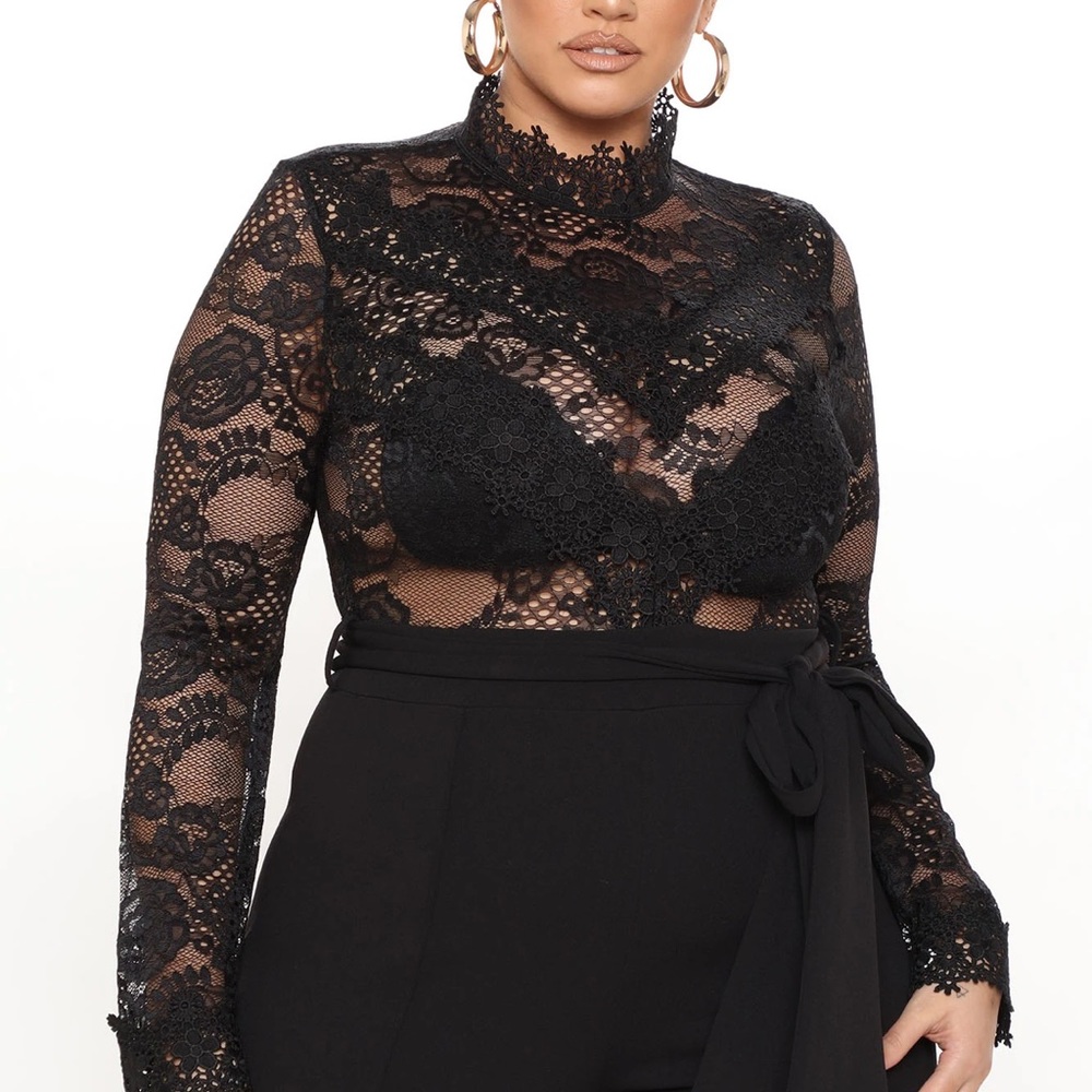 Brand New fashion nova jumpsuit with tags. Size 2x